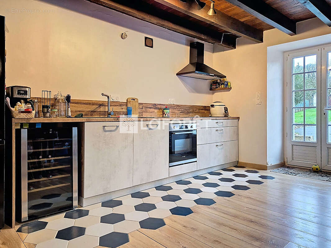 Maison à SAINT-SERVANT