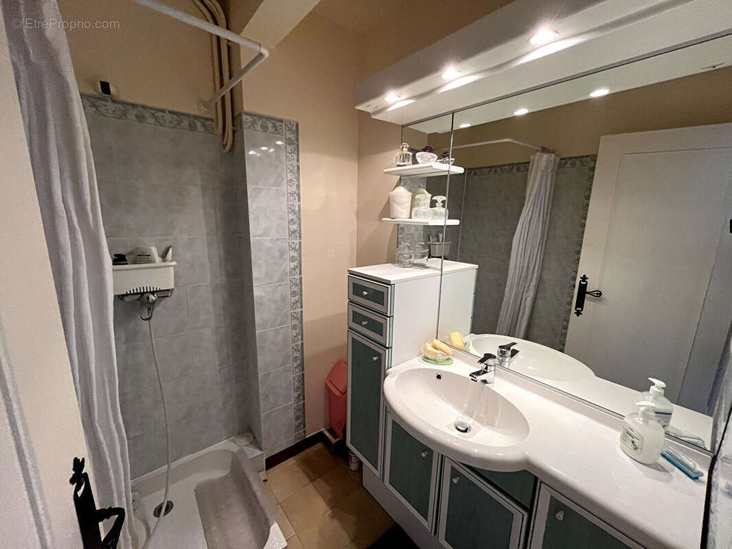 Maison à OINVILLE-SUR-MONTCIENT