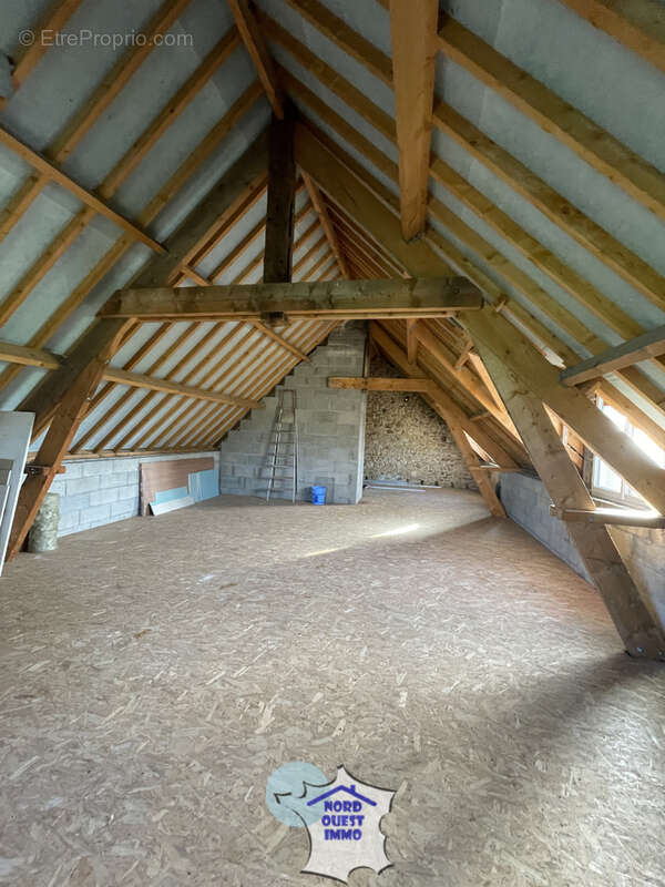 Maison à MAYENNE