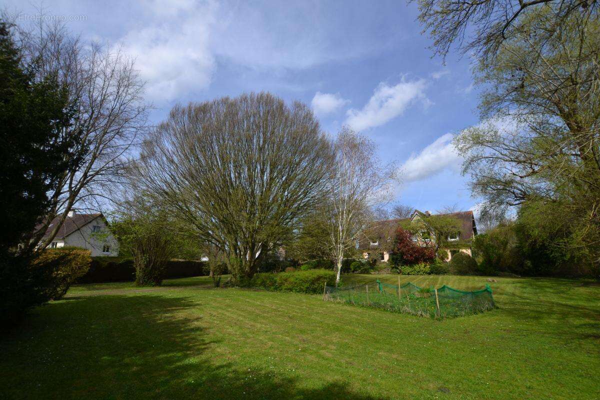 Maison à CANY-BARVILLE