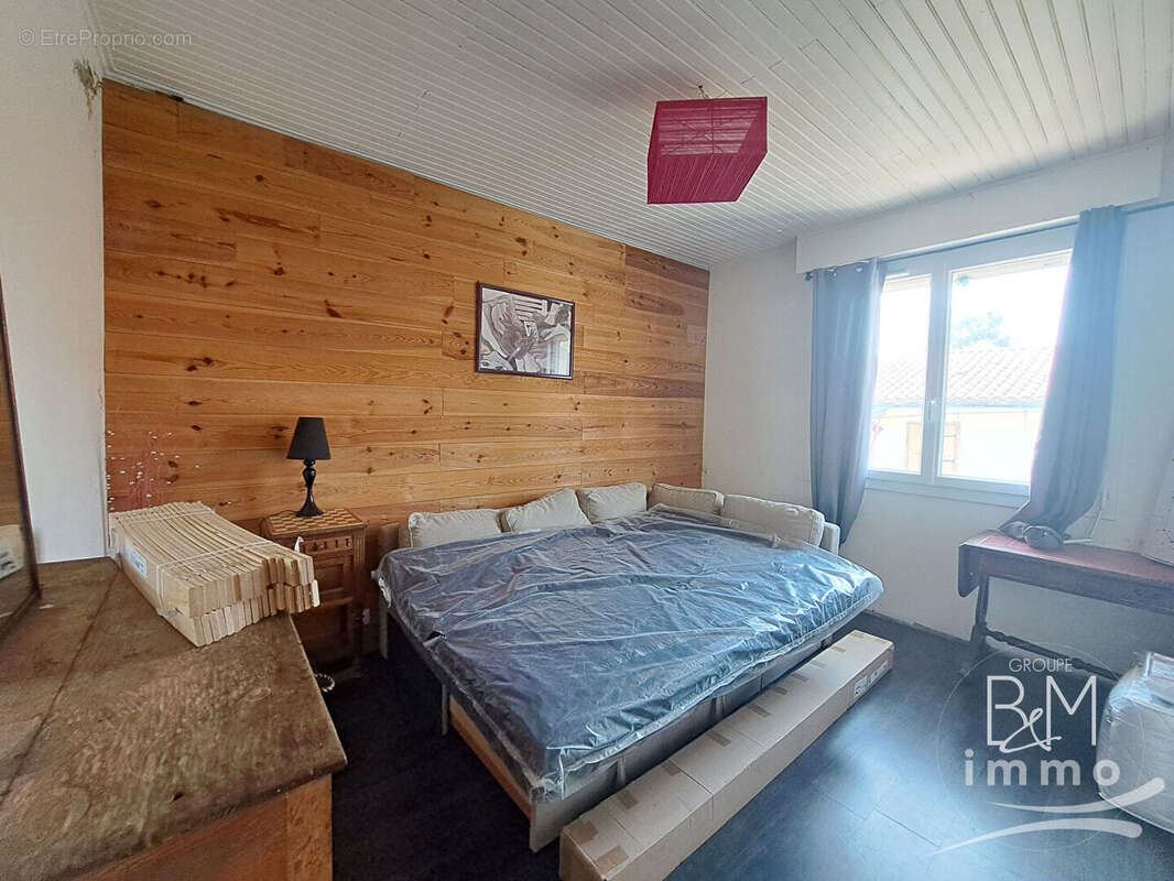 Commerce à LIT-ET-MIXE