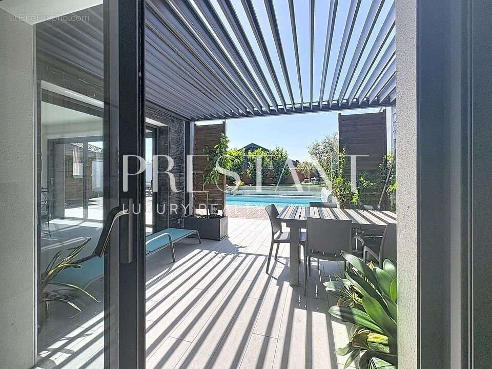 Maison 132 m² à Saint-Geours-De-Maremne  - photo 11