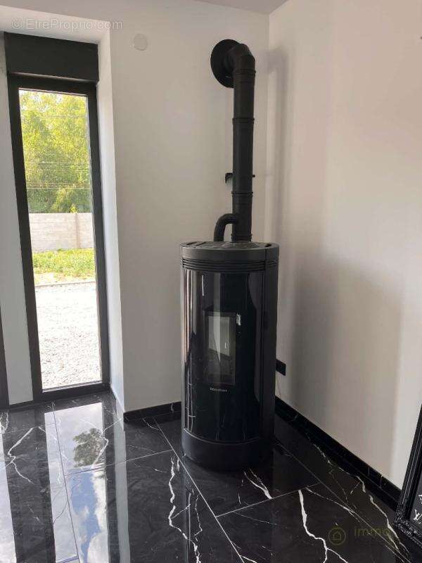 Maison 244 m² à Feignies  - photo 14