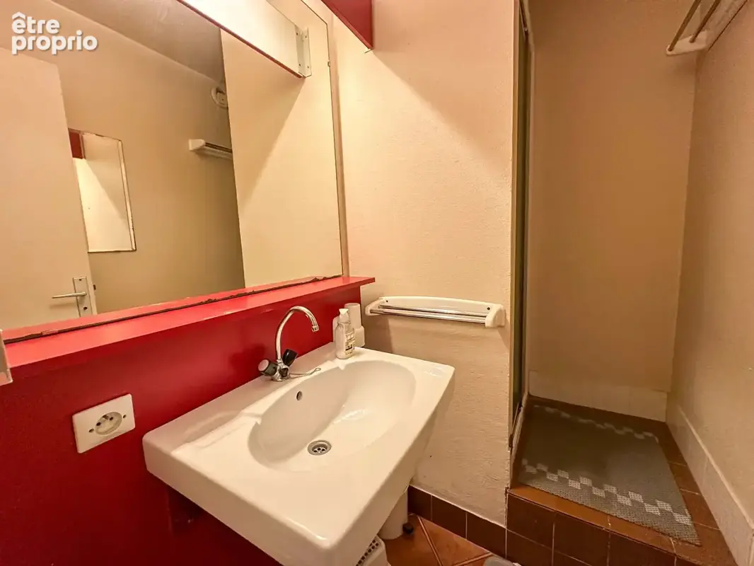 Studio cabine avec terrasse de 16m² et parking - photo 6