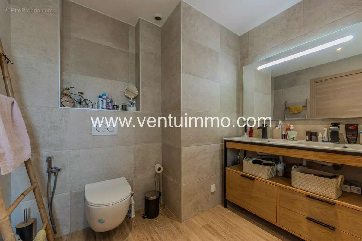 Cannes la bocca villa neuve avec jardin fleuri - photo 11