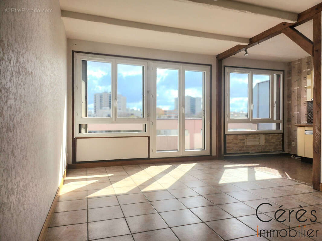 Appartement à NOISY-LE-SEC