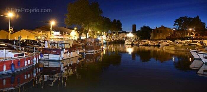 Commerce à CARCASSONNE