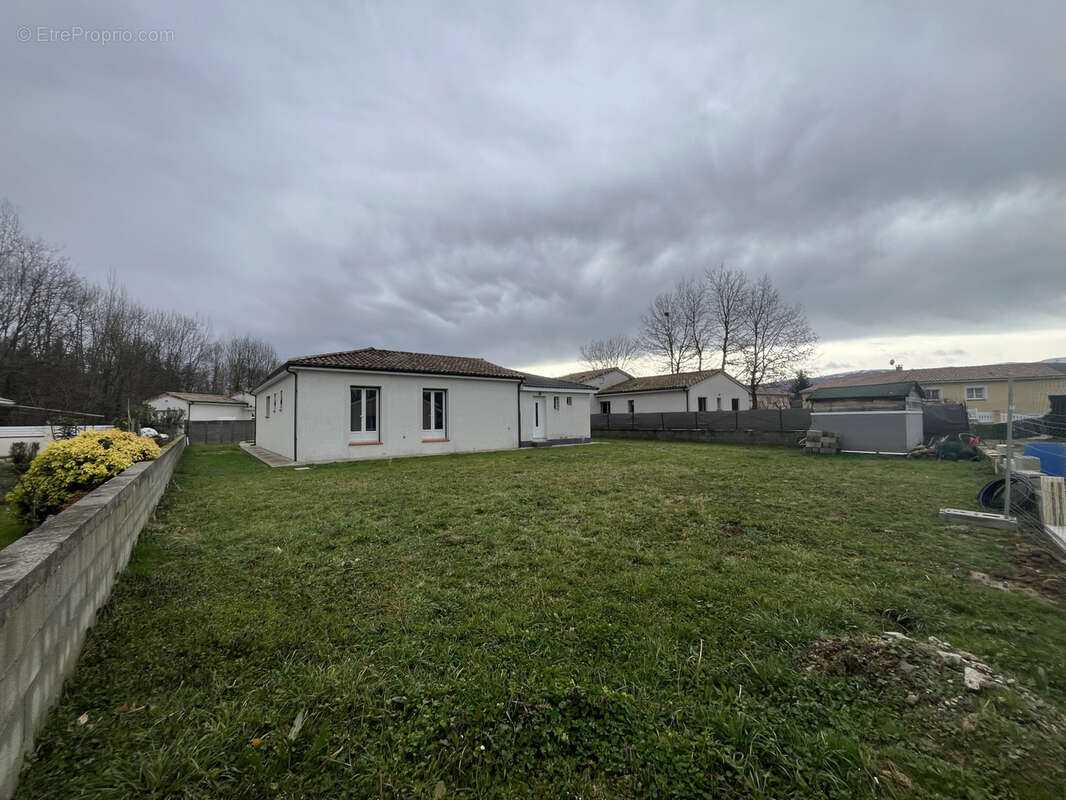 Maison à SAINT-JEAN-DE-VERGES