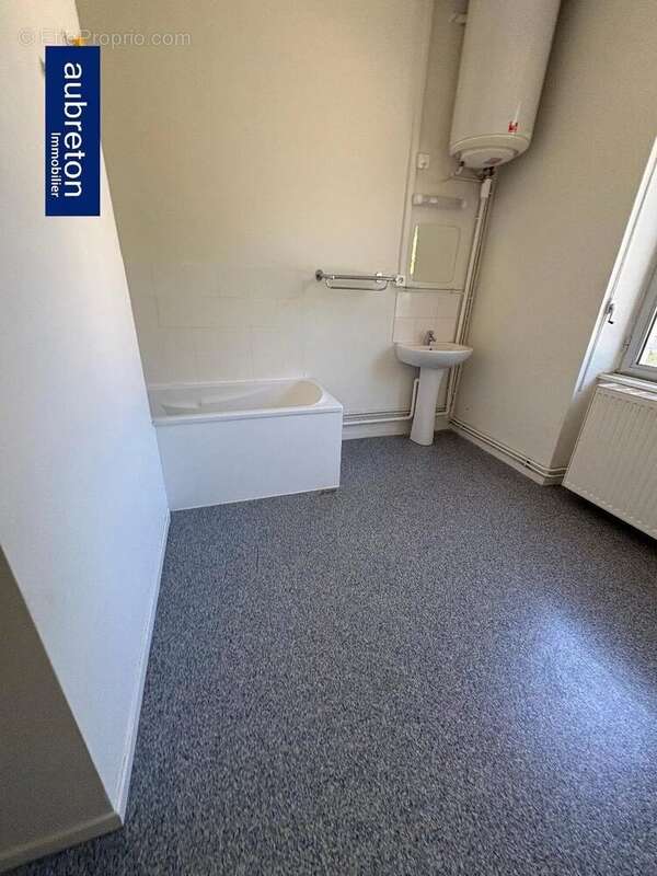 Appartement 200 m² à Sassenage  - photo 14