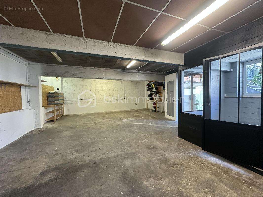  à vendre – local professionnel 145 m² – aix-les-bains quartier liberté - photo 9