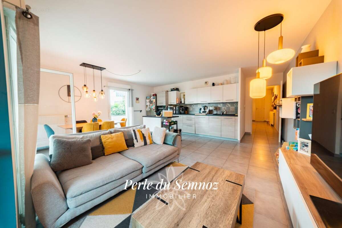 Appartement à SEYNOD