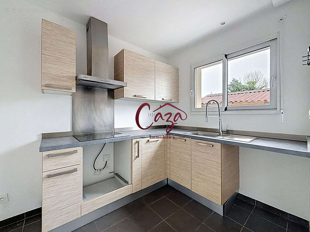 Maison à FARGUES-SAINT-HILAIRE