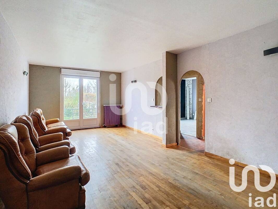 Photo 1 - Maison à FERE-CHAMPENOISE