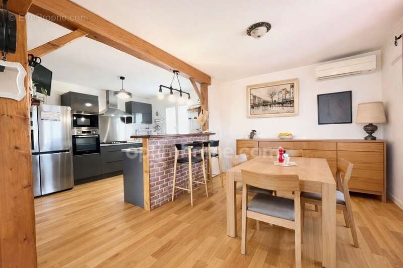 Propriété avec rendement locatif, piscine et garage - photo 3