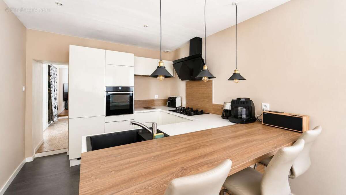 Le Monastère : maison de village rénovée avec 3 chambres - photo 3