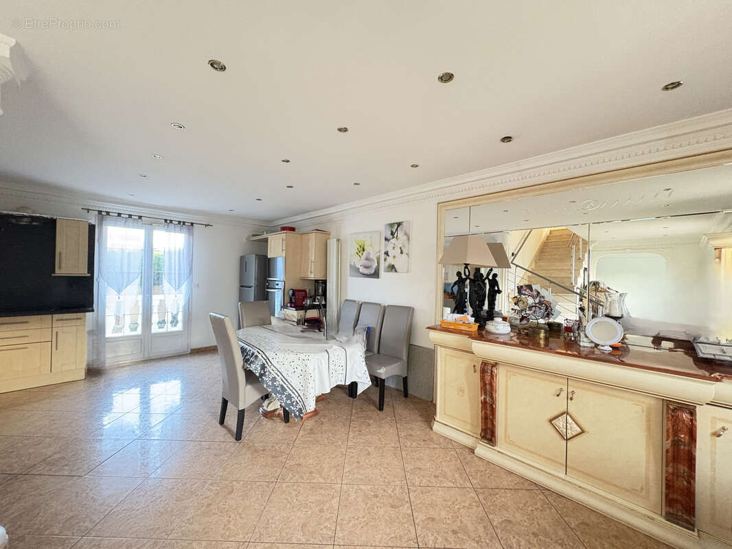 Jolie maison récente de 120 m2 au cœur d'Ormesson - photo 4