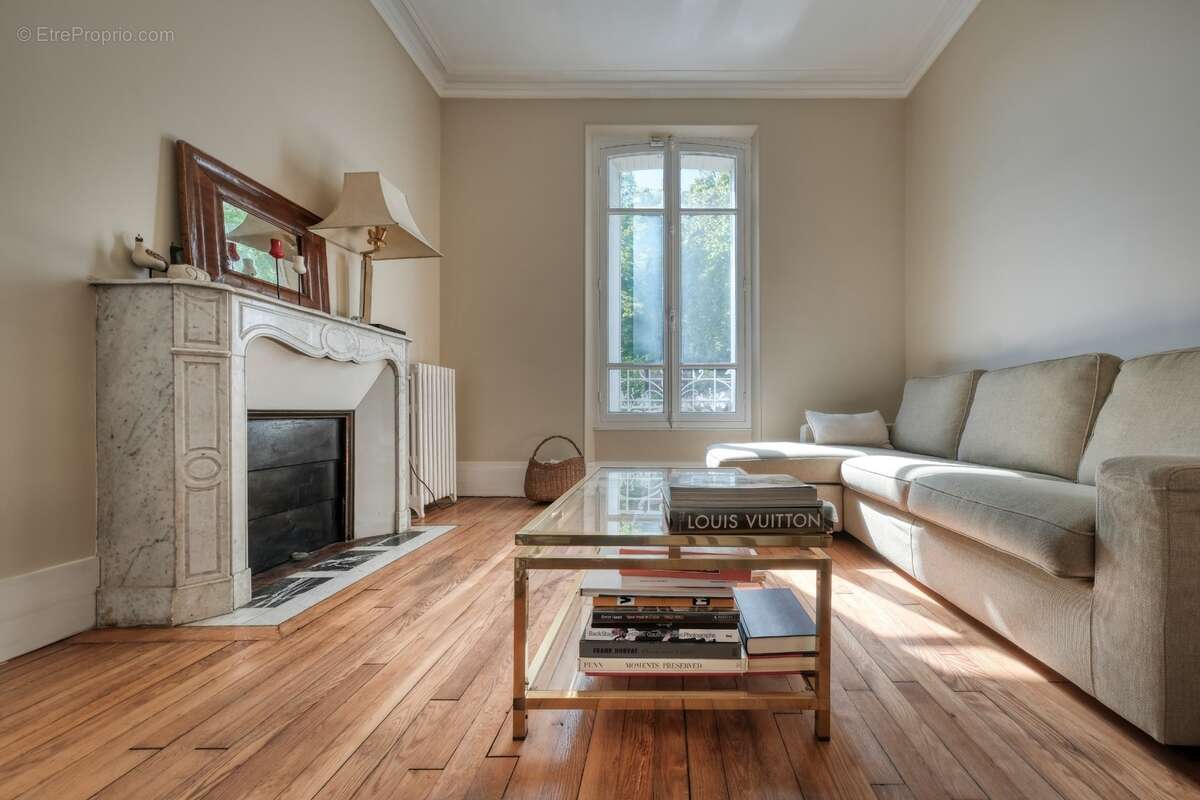 Belle maison meulière 8 pièces à vendre à JUVISY SUR ORGE (Essonne) à 20 km de Paris dans un quartier prisé ! - photo 7