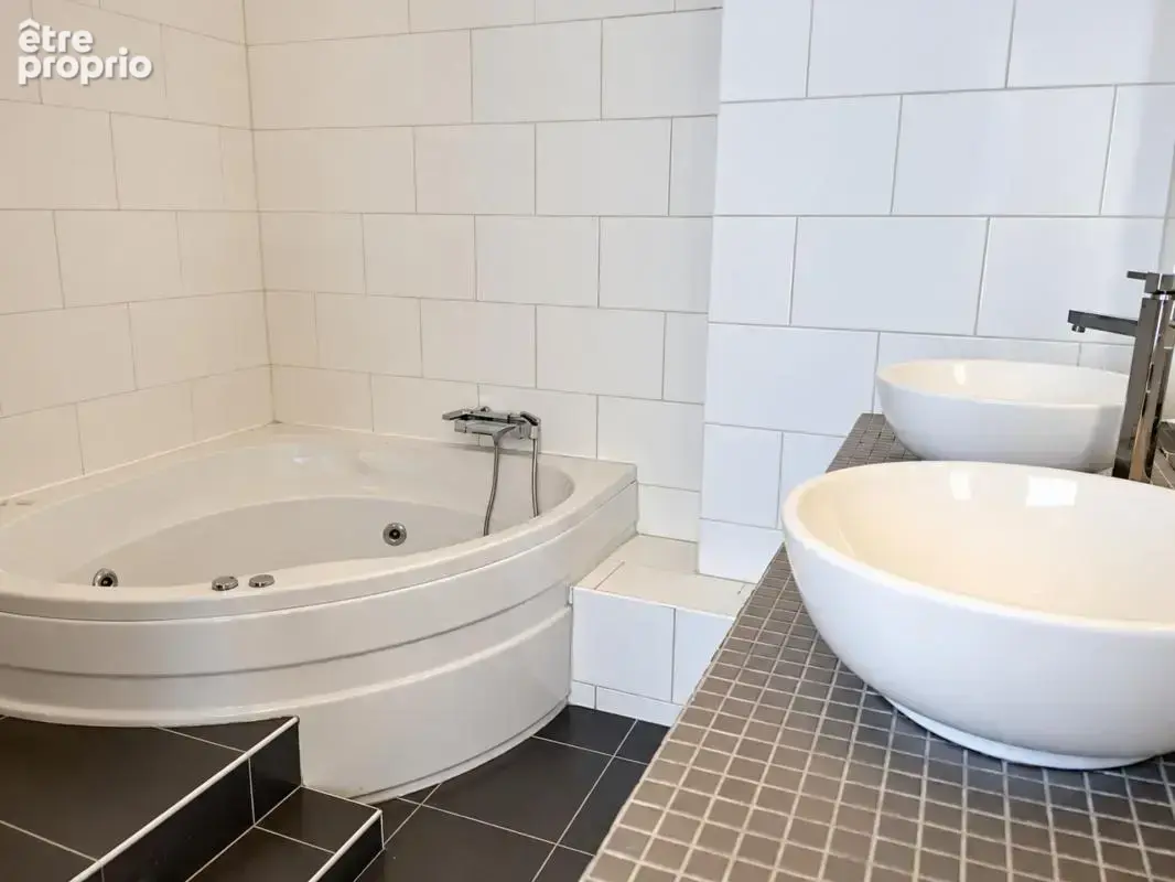 Appartement T3, 90 m²  Clermont-Ferrand – rue Blatin - photo 11