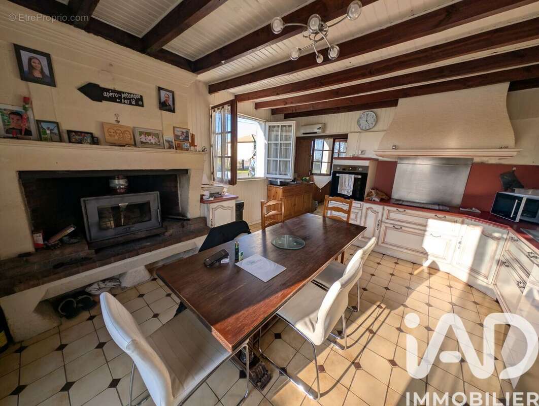 Photo 3 - Maison à LES EGLISOTTES-ET-CHALAURES
