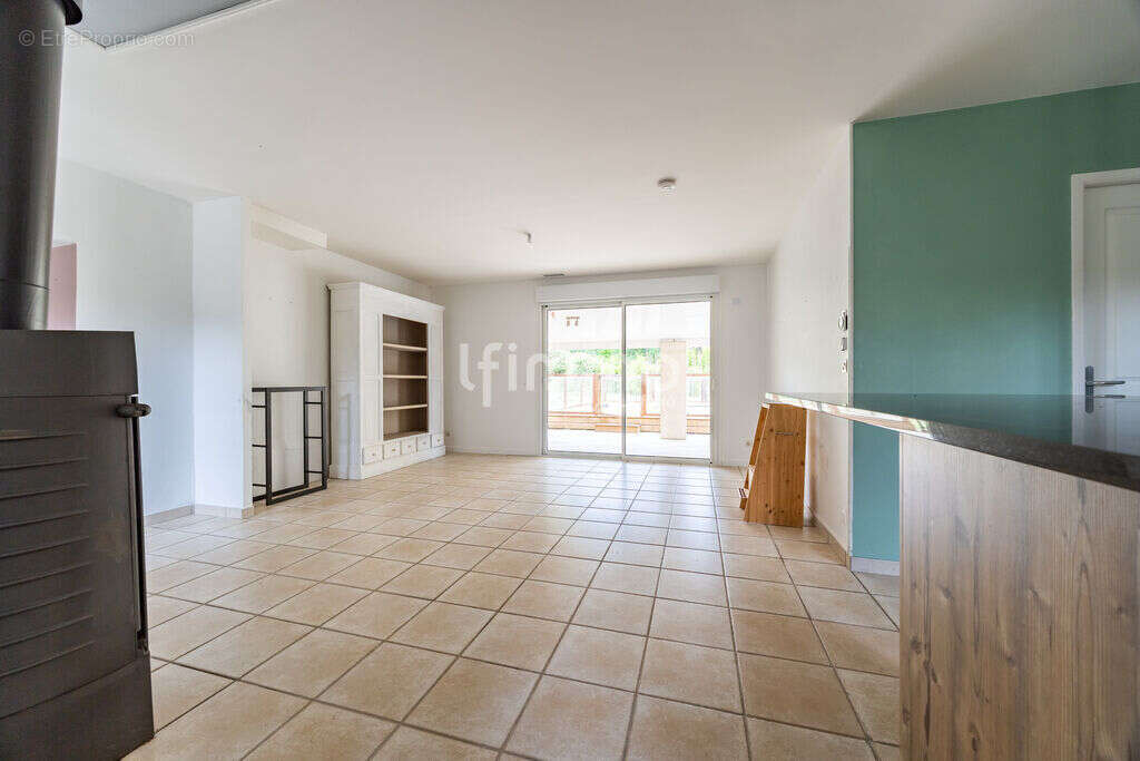 Maison 4 chambres - piscine - grand terrain - photo 6
