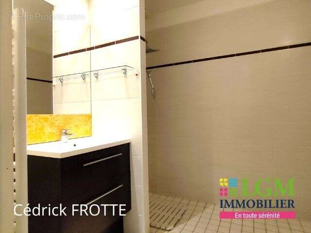 Maison à MONTELIMAR