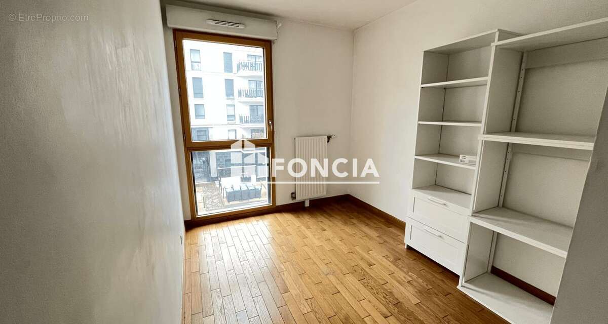 Appartement à THIAIS