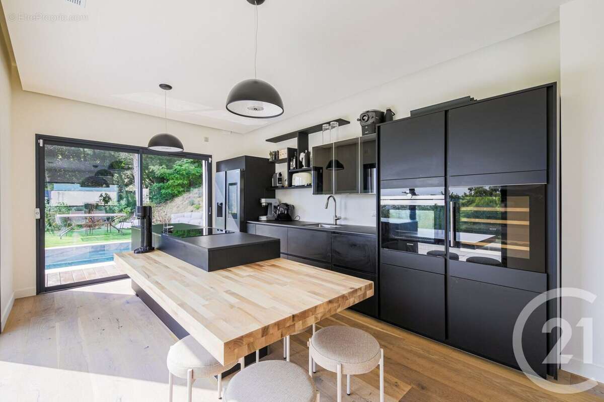 Maison à SAINT-MARTIN-LE-VINOUX