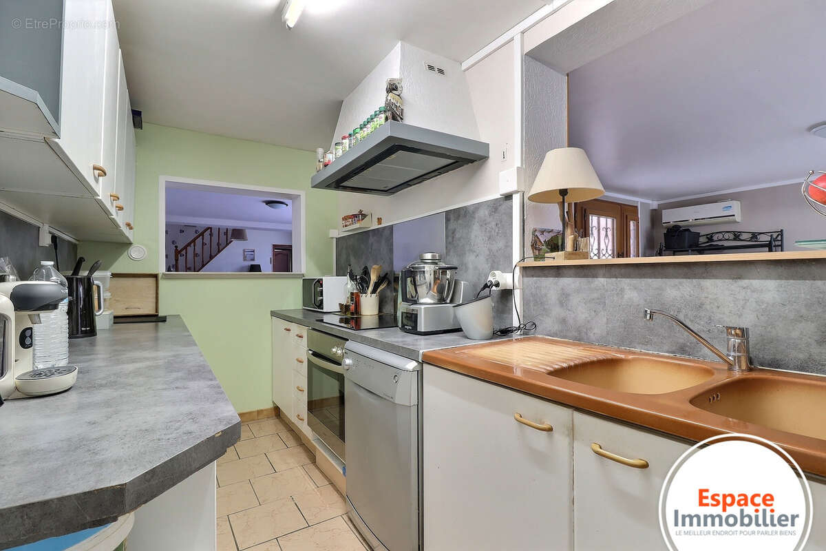 Maison à NEUVILLE-SUR-ESCAUT