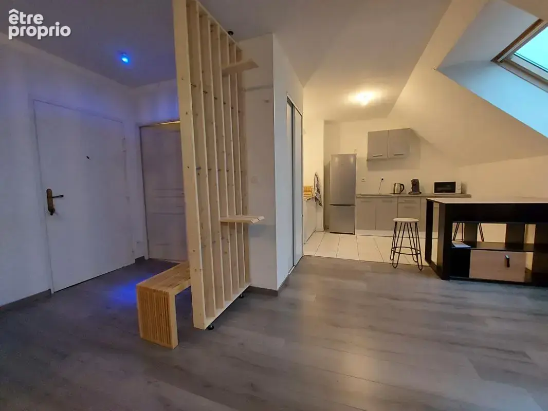 À saisir : Appartement type loft vendu meublé avec place de parking couverte et sécurisé - photo 13