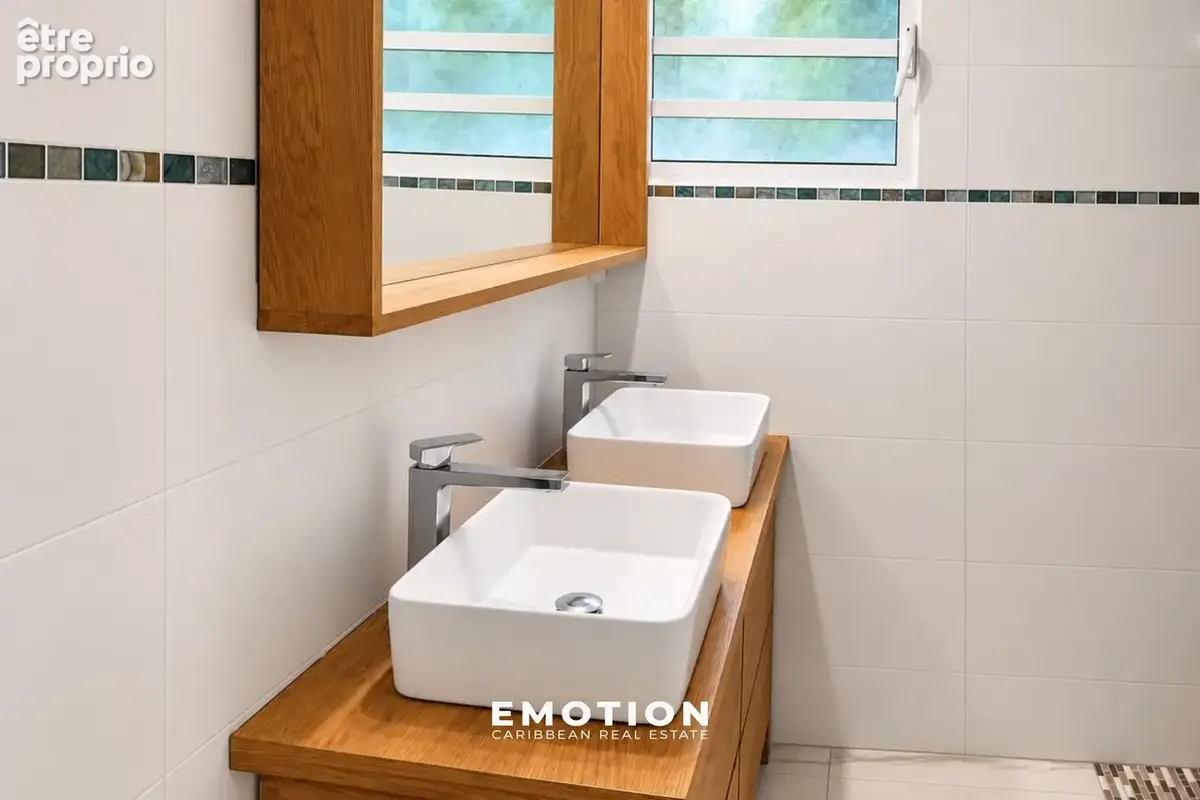 VILLA T5   127 m2   PISCINE Petit-Bourg, Guadeloupe - photo 12
