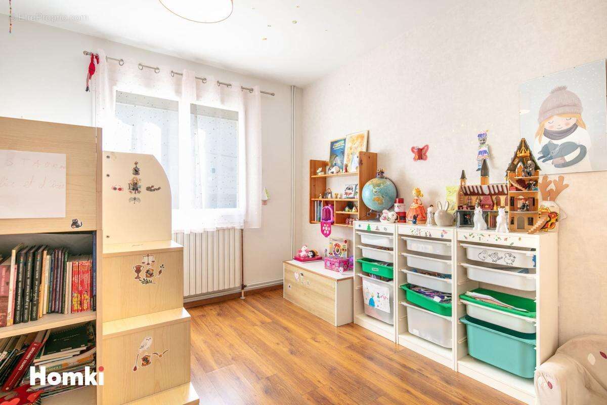 Maison de ville T6 de 121 m² à Saint-Martin-d'Hères 38400 - photo 14