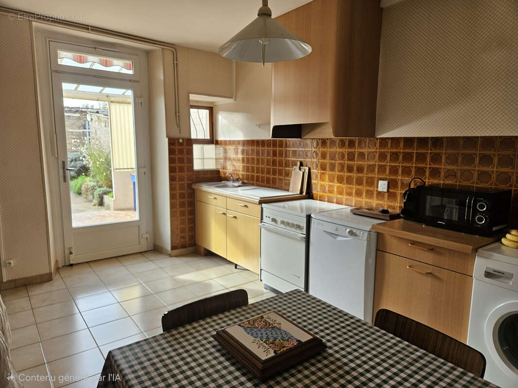 Maison à LA ROCHEFOUCAULD