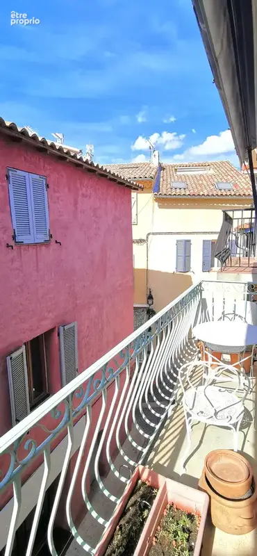 Cassis - Vente appartement T3 en dernier étage dans le village avec balcons - photo 9
