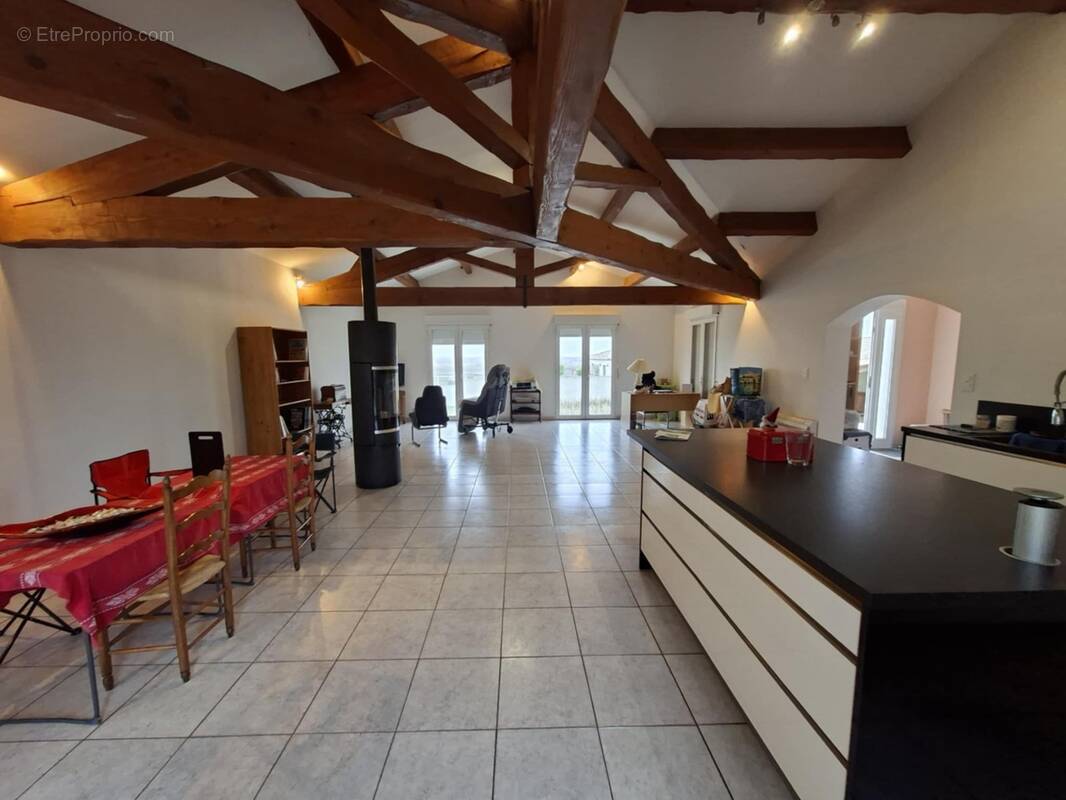 Photo 1 - Maison à MONTOULIERS