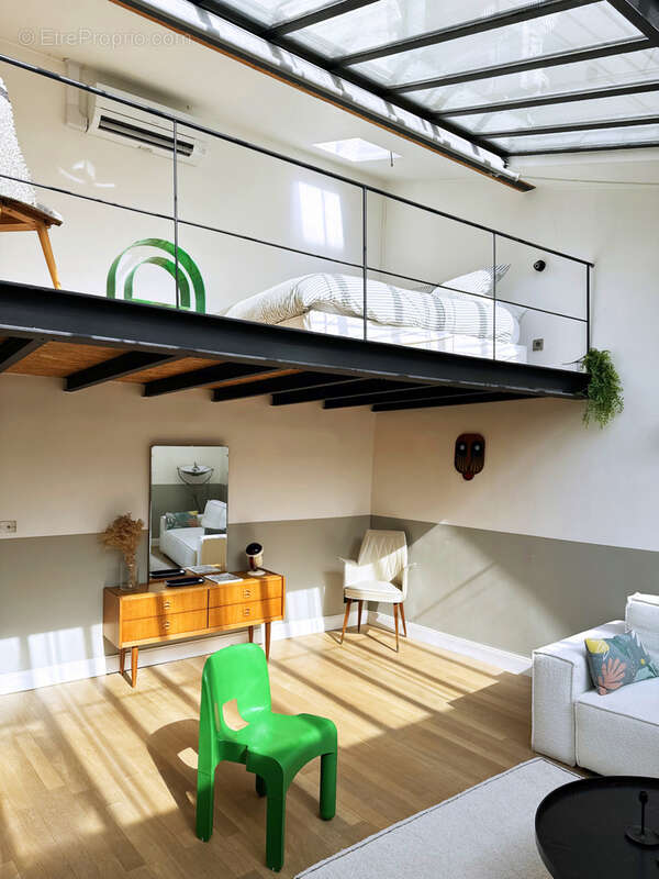 Appartement à PARIS-18E