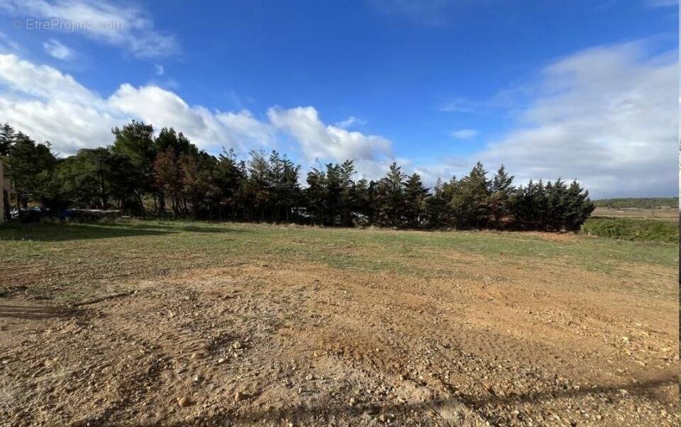 Terrain à BOUTENAC