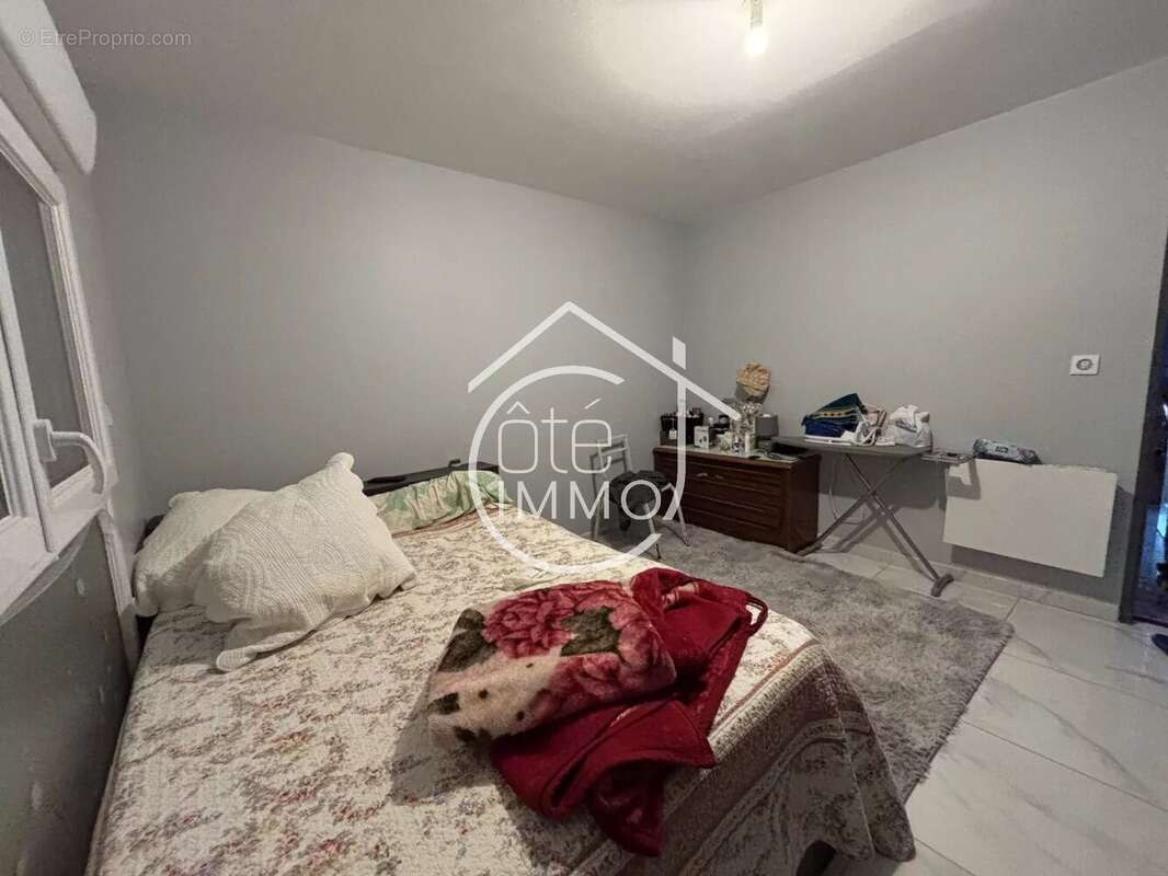 Maison à CASTILLON-LA-BATAILLE