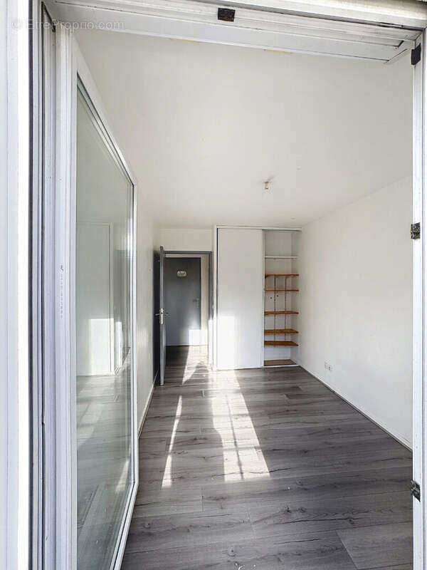 Appartement à AUBERVILLIERS