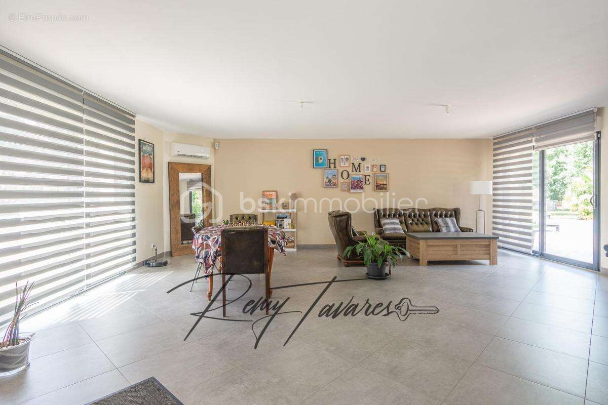 Maison récente de plain-pied (2019) – 95 m² sur une parcelle d'exception de 4 000 m² - photo 3