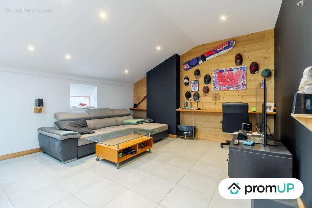 Maison à MONTFAUCON-EN-VELAY