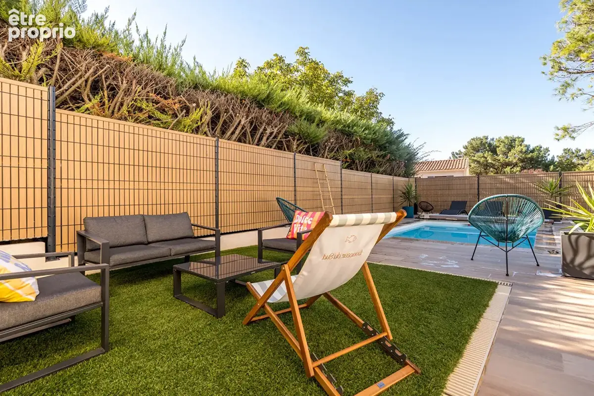 Maison individuelle rénovée avec piscine, garage et extérieur sans vis-à-vis - photo 14