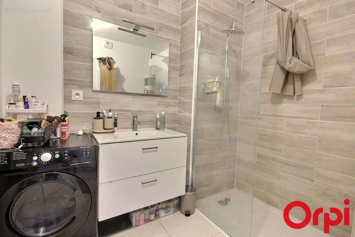 Appartement à MARSEILLE-12E