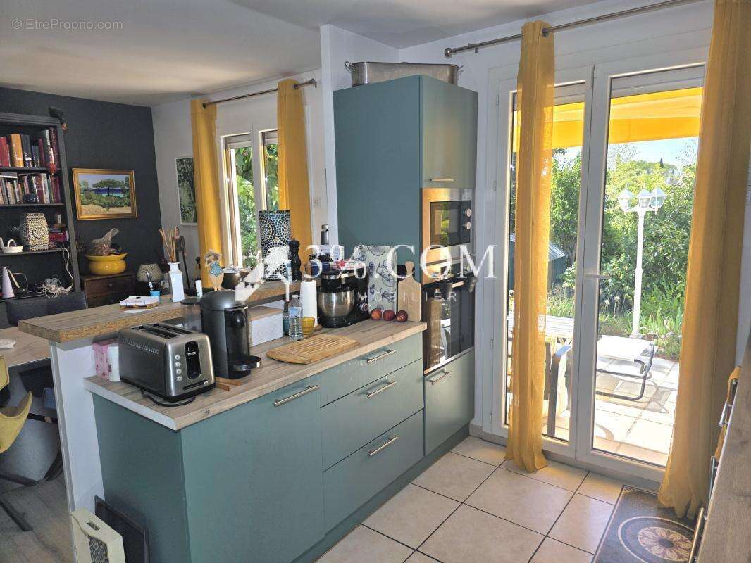 Villa rénovée avec piscine au calme - photo 7