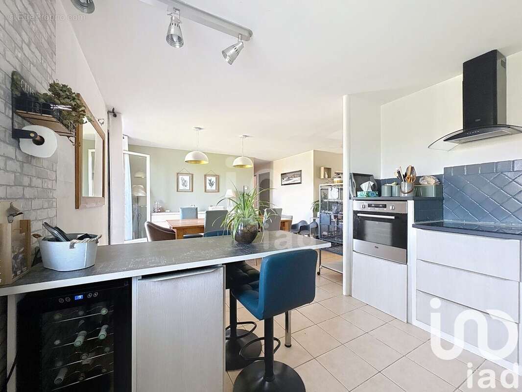 Photo 2 - Maison à CHEVANNES