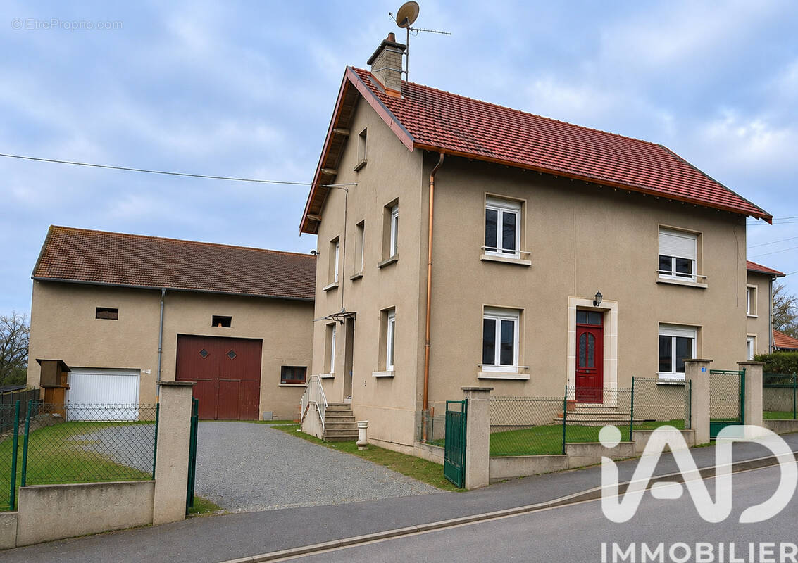 Photo 1 - Maison à JALLAUCOURT