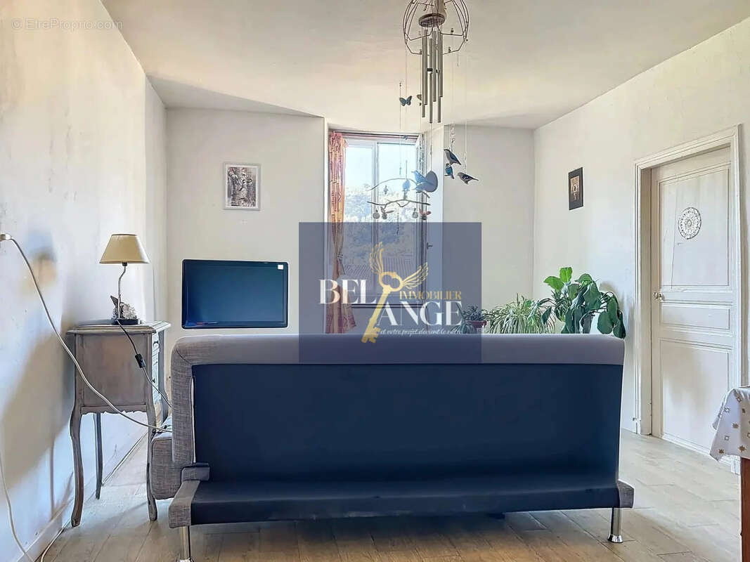 Appartement à LARGENTIERE