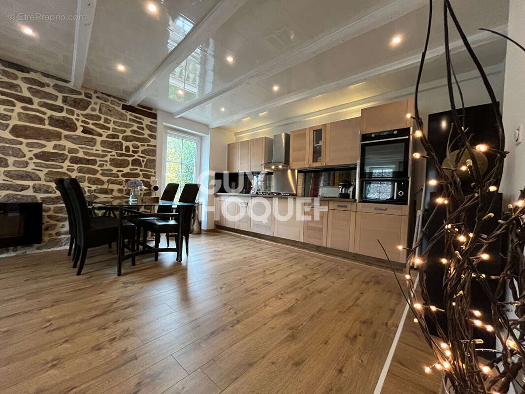 Maison à SAINT-NOLFF