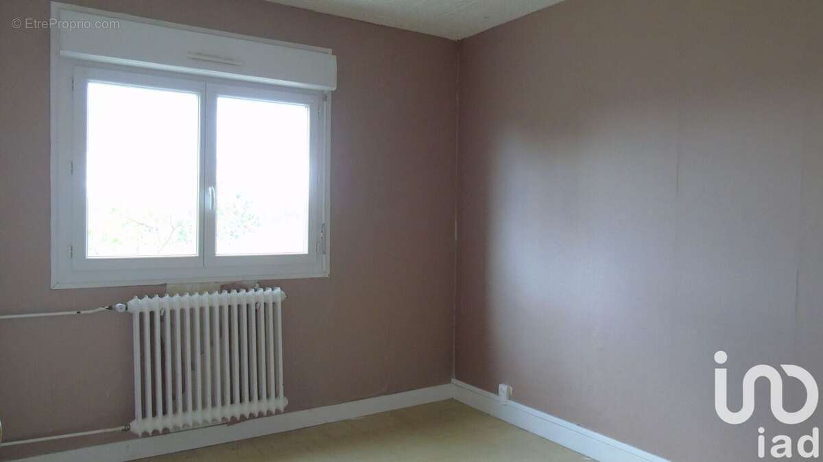 Photo 8 - Appartement à GUEUGNON