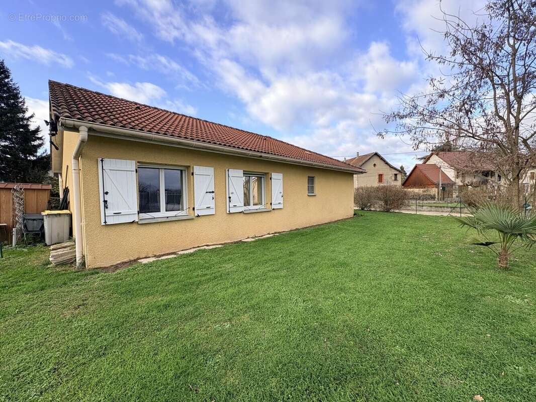 Maison à LES ABRETS