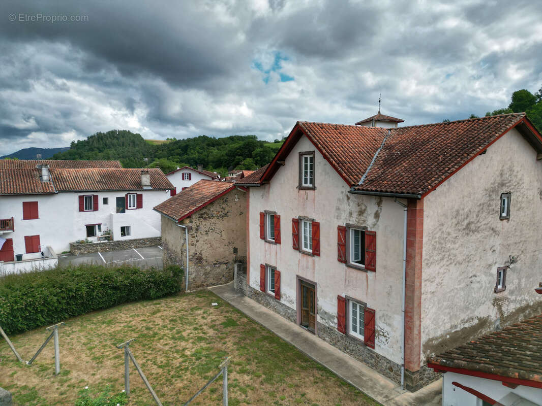 Maison de village à 5 minutes de Saint Jean Pied de Port - photo 24